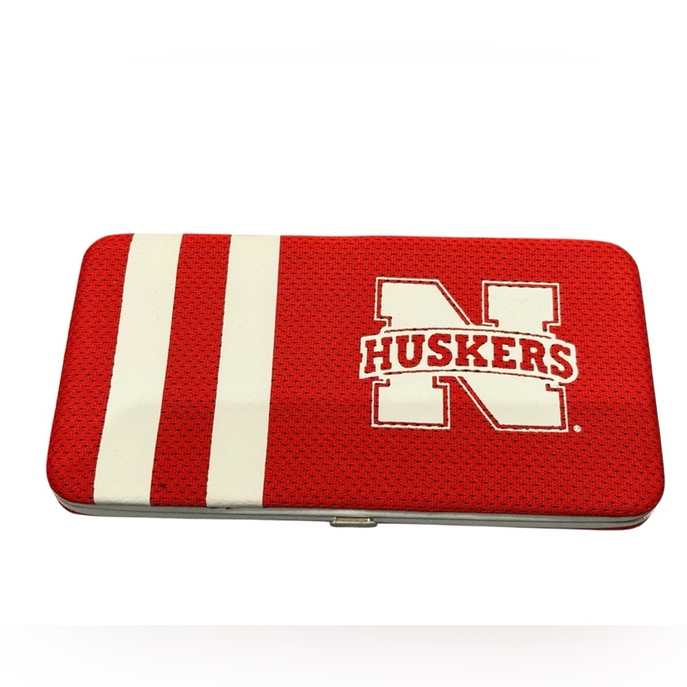 Nebraska Huskers NWT Little Earth Sleek Red and White Clutch Wallet